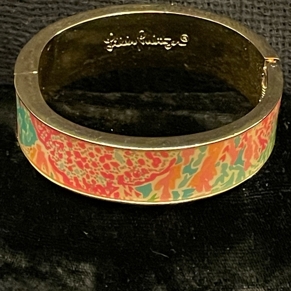 LILY PULITZER HINGED CUFF GOLD TONE BRACELET SIGNED!